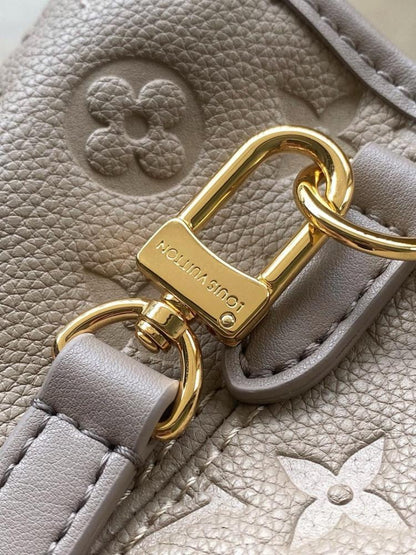 Modern Leather Shoulder Bag