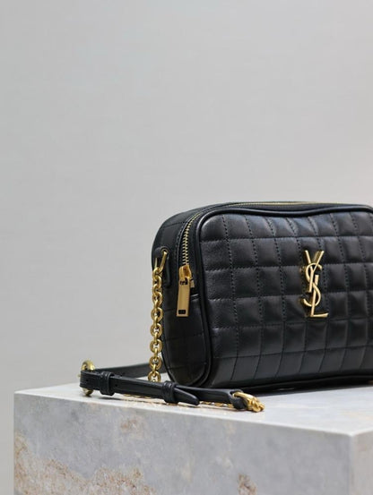 Luxury Elegant Quilted Leather Bag – Limited Edition