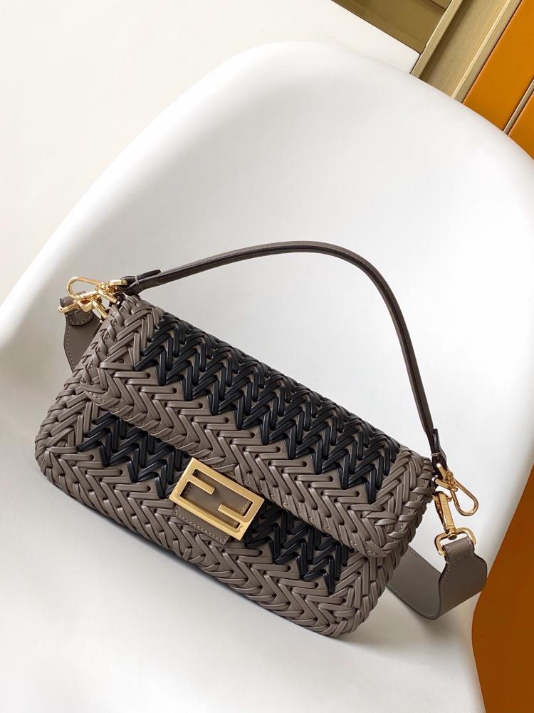 Classic Leather Shoulder Bag