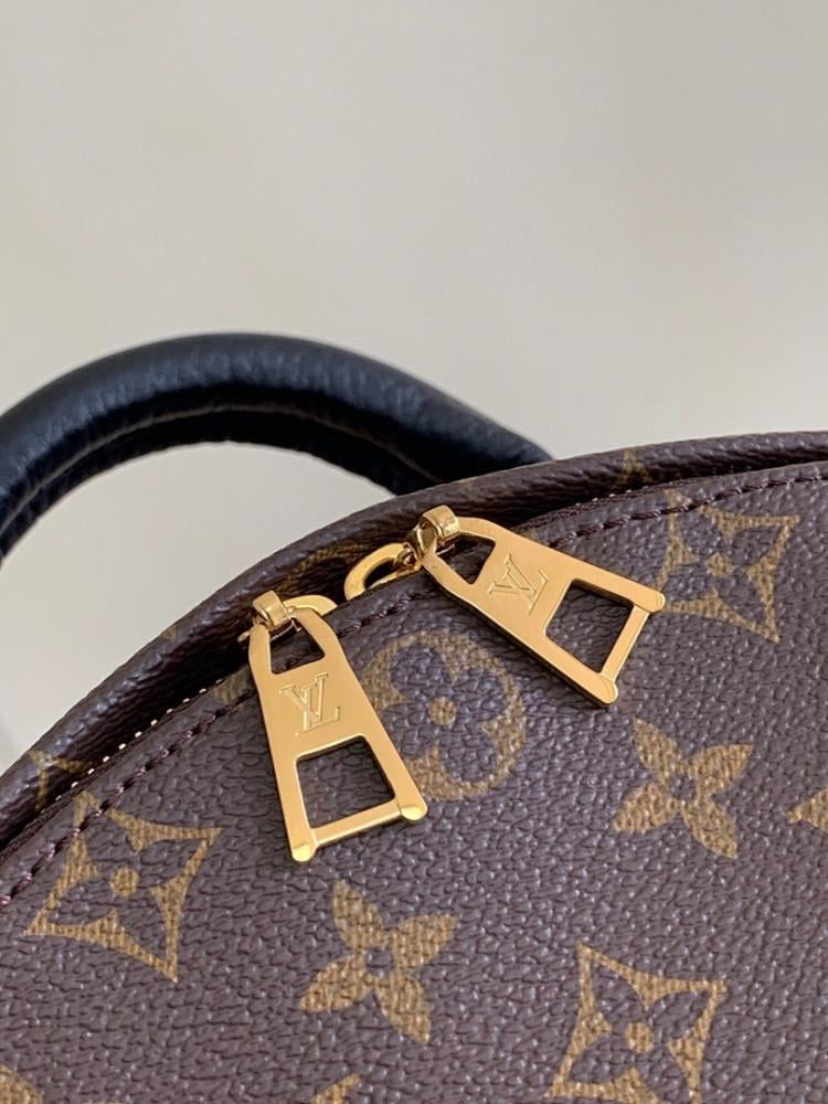 Modern Refined Calfskin Backpack