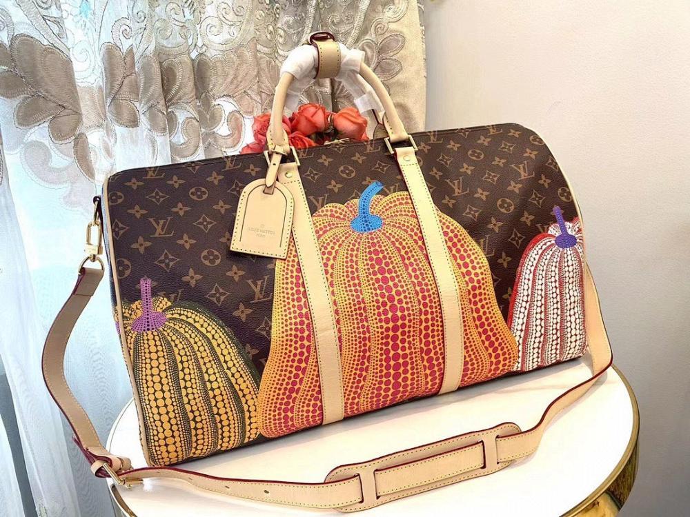 Italian-Inspired Stylish Leather Travel Bag