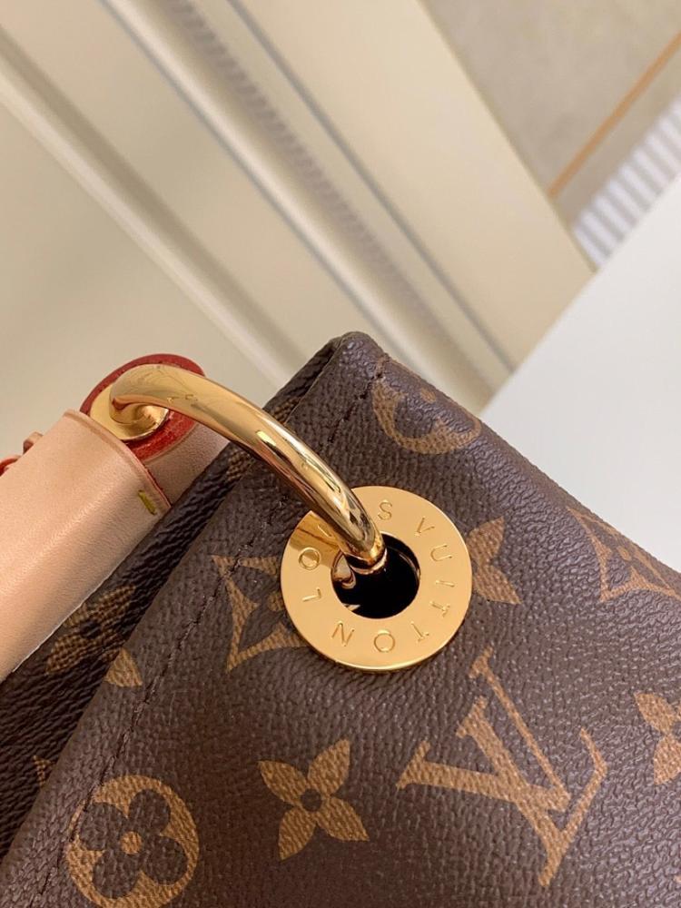 Stylish Gold Leather Top Handle Bag – Special Edition