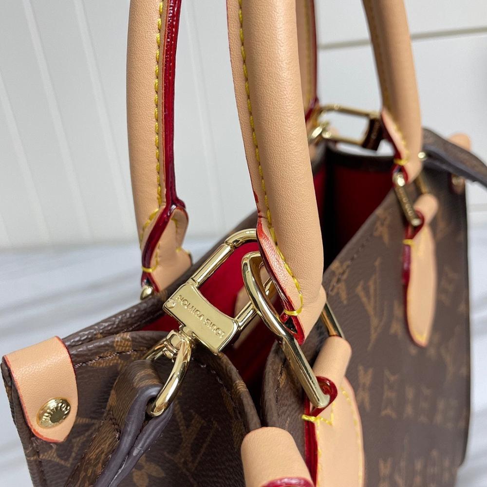Italian-Inspired Stylish Top Handle Bag