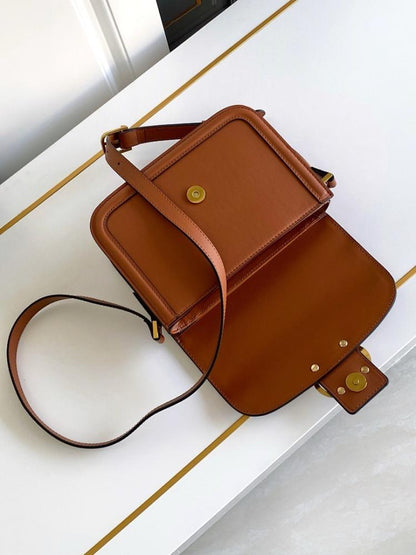 Modern Italian-Inspired Leather Shoulder Bag