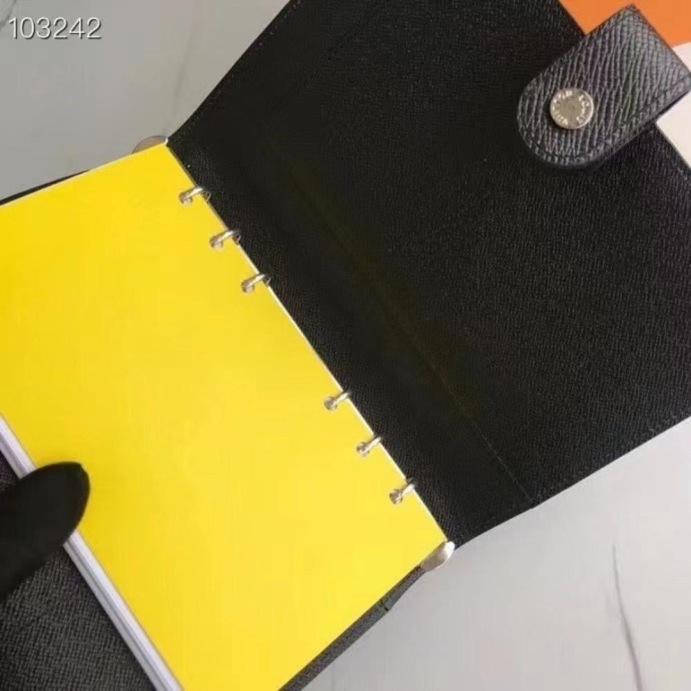 Italian-Inspired Elegant Leather Crossbody Bag