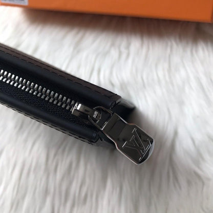 Italian-Inspired Stylish Travel Bag