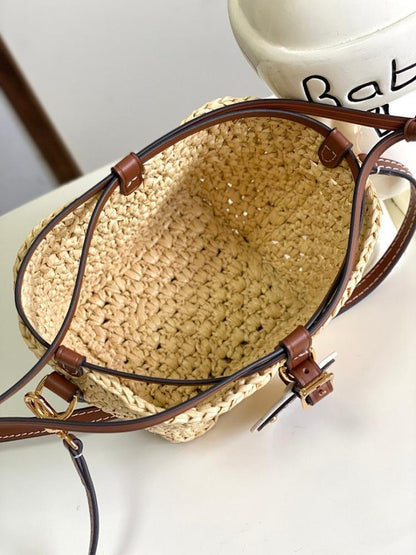 Italian-Inspired Stylish Embroidered Raffia Shoulder Bag