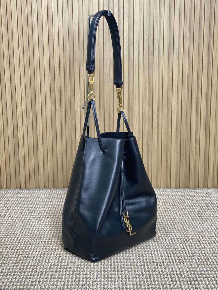 Elegant Shoulder Bag