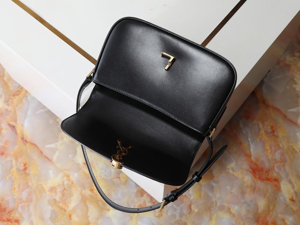 Stylish Premium Leather Shoulder Bag