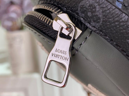 Arco Shoulder Bag