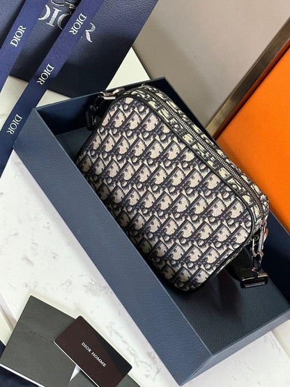 Saddle Printed Jacquard Shoulder Bag