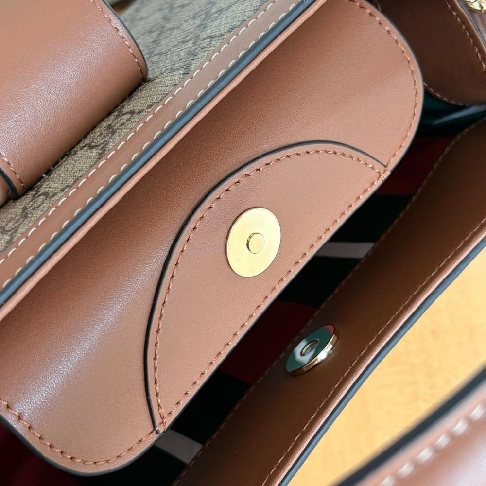 Stylish Shoulder Bag – Limited Edition