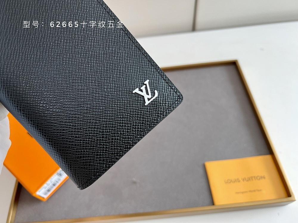 Modern Refined Wallet