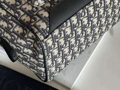 Elegant Refined Beige Jacquard Shoulder Bag