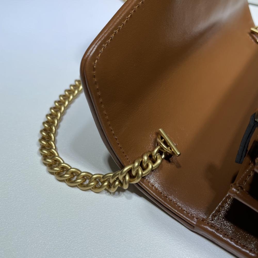Classic Shoulder Bag