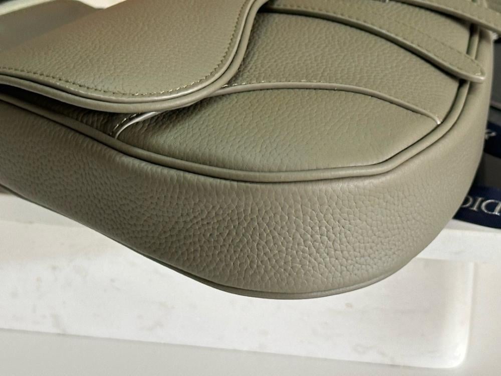 Classic Modern Leather Crossbody Bag
