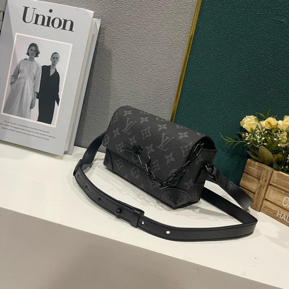 Classic Luxury Shoulder Bag