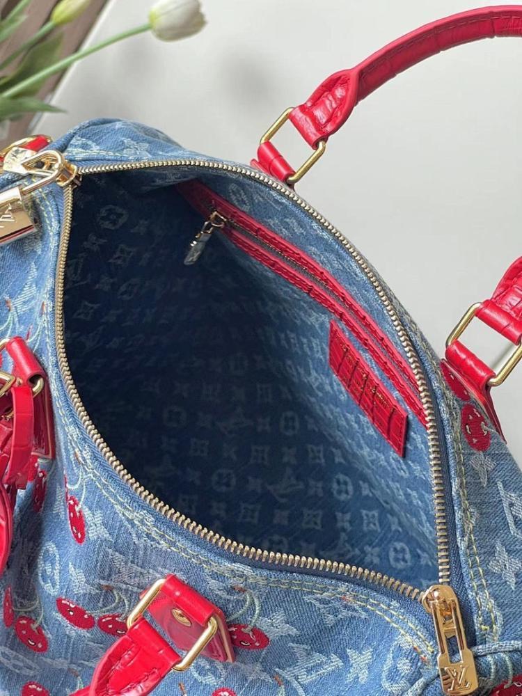 Luxury Stylish Top Handle Bag – Limited Edition