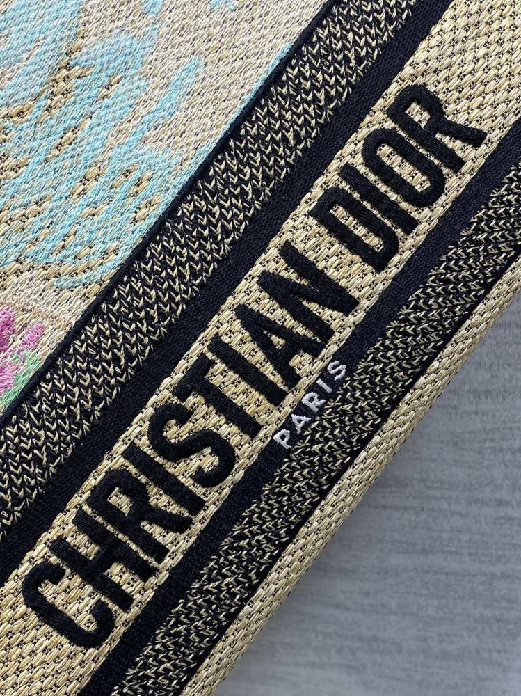 Embroidered Shoulder Bag