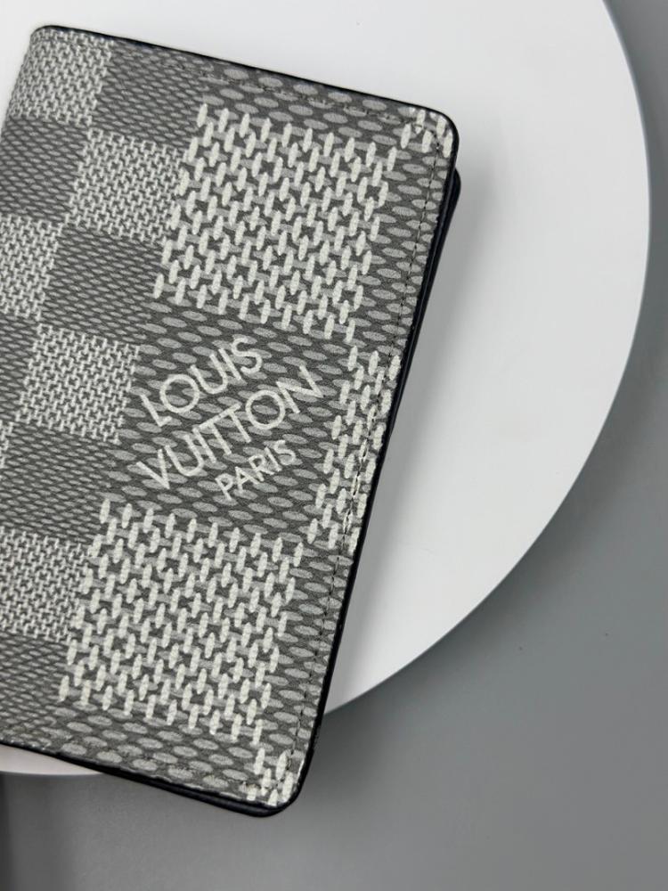 Modern Silver Monogram Wallet – Special Edition