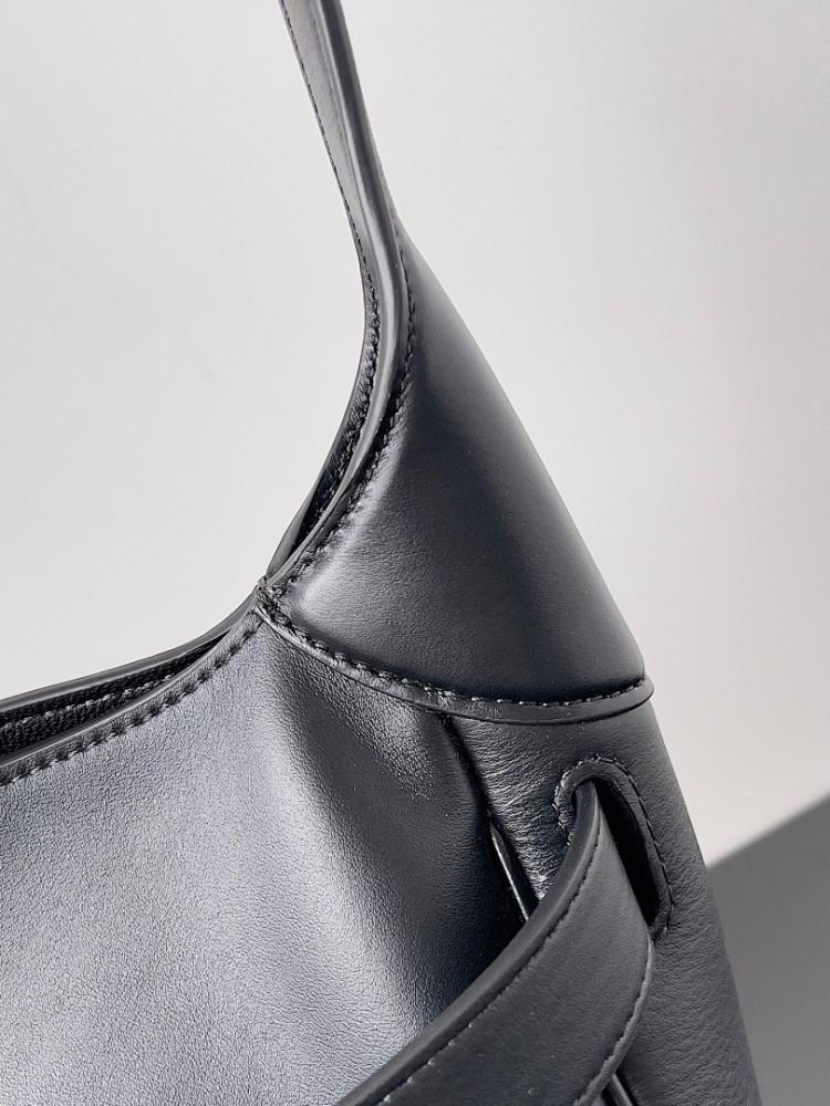 Italian-Inspired Stylish Shoulder Bag