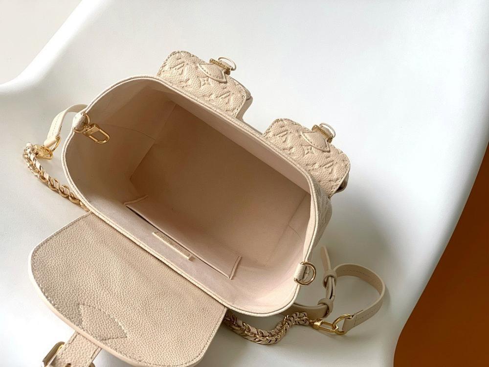 Luxury Elegant Woven Leather Shoulder Bag