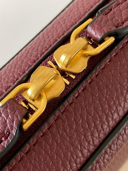 Stylish Refined Leather Crossbody Bag
