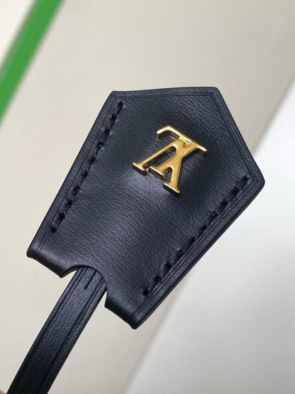 Modern Woven Canvas Shoulder Bag – Limited Edition