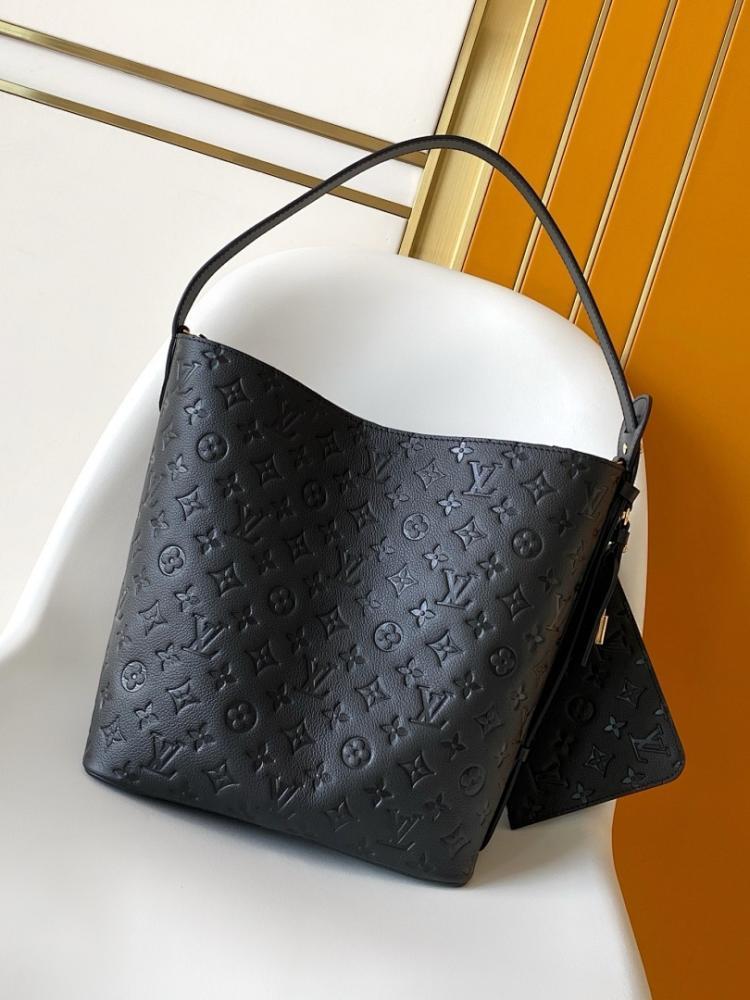Elegant Stylish Monogram Leather Travel Bag – Limited Edition
