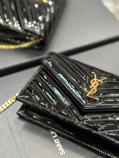 Italian-Inspired Elegant Bag