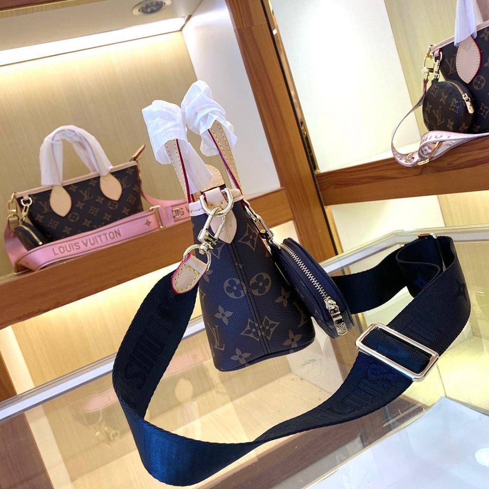 Modern Premium Tote Bag