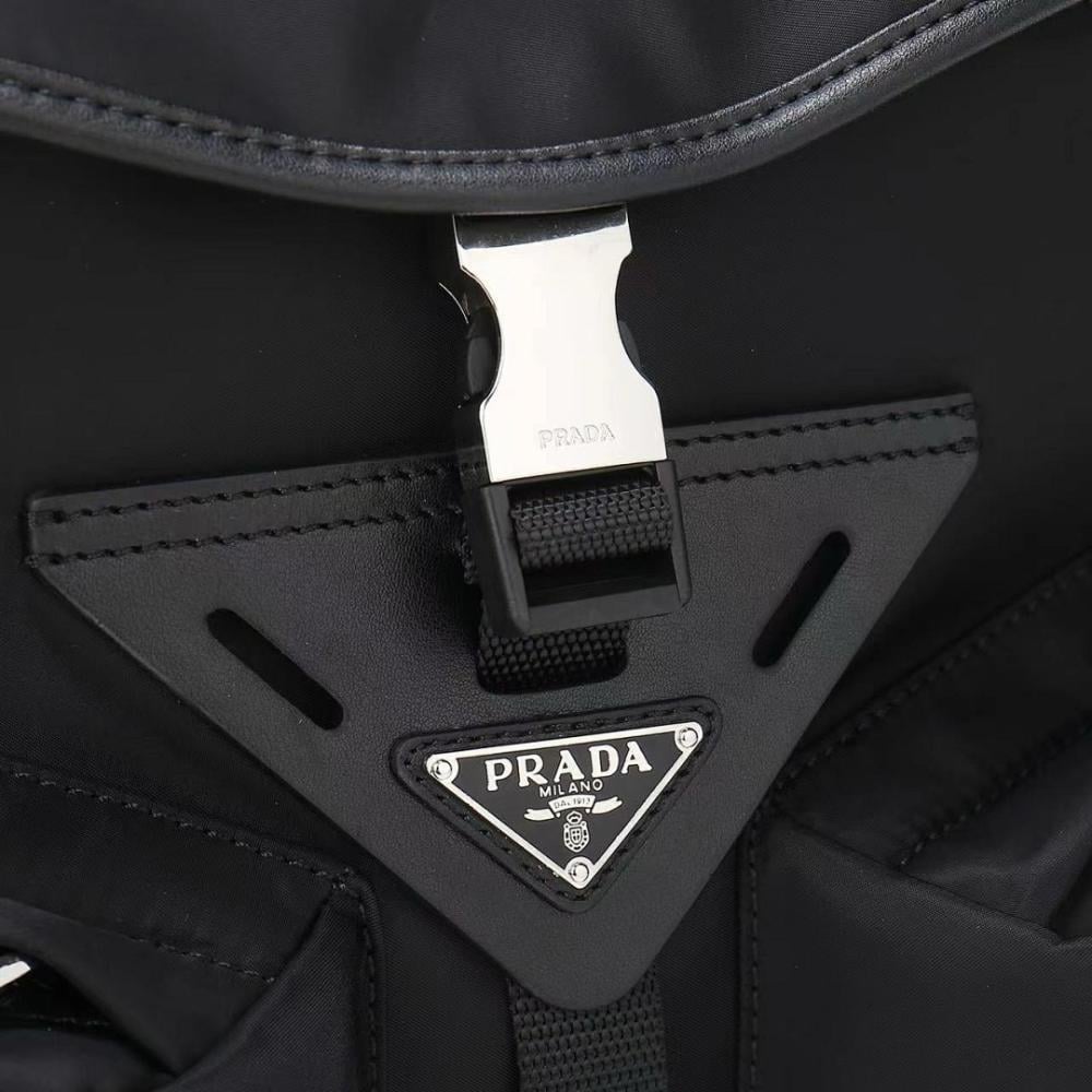 Modern Stylish Nylon Crossbody Bag