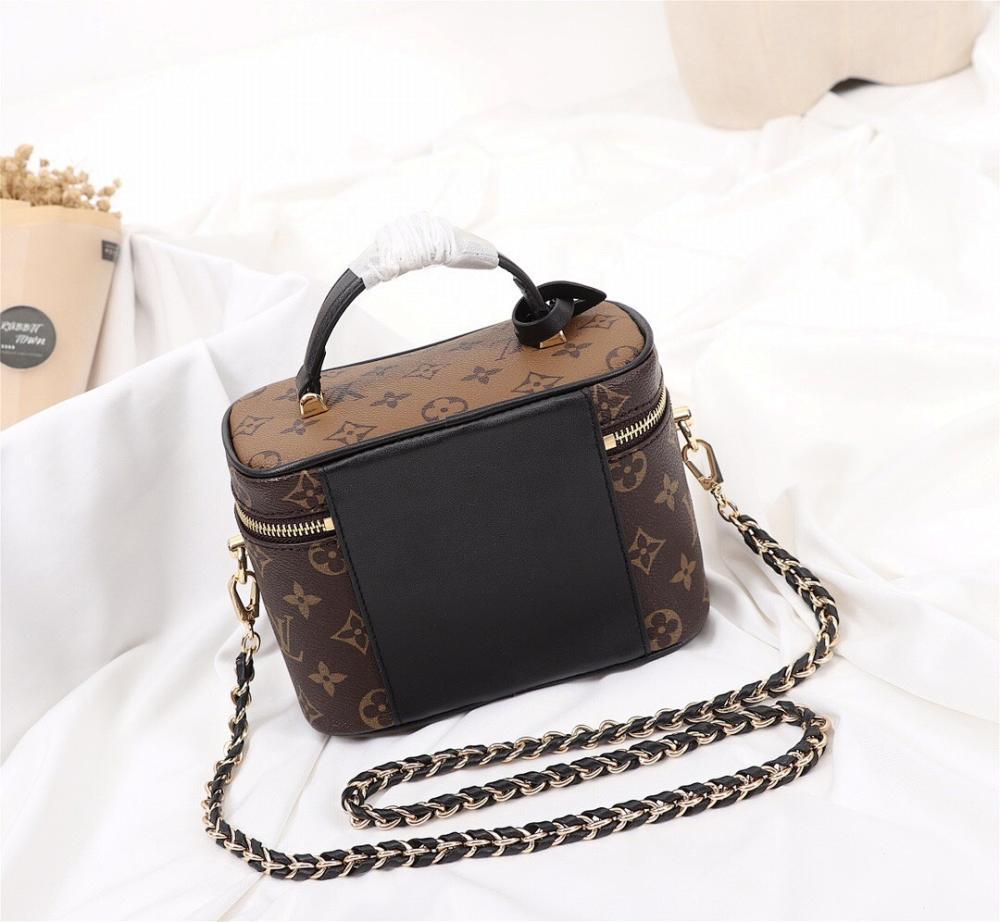 Classic Modern Woven Leather Shoulder Bag