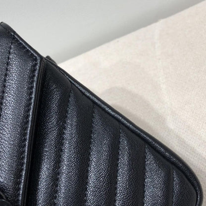 Classic Shoulder Bag