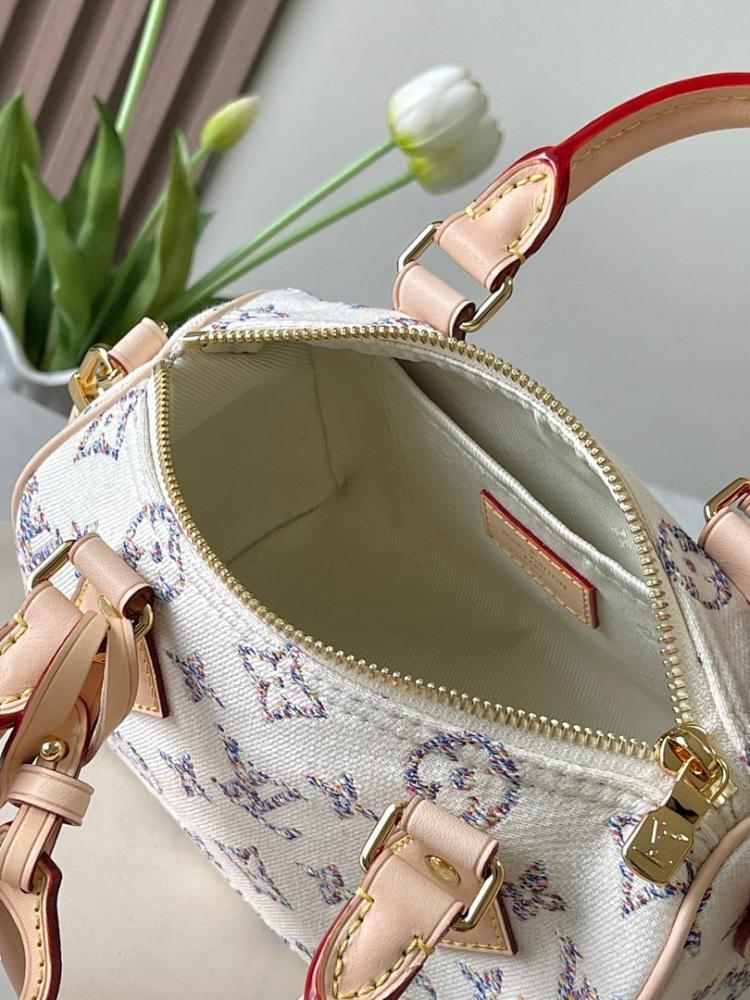 Elegant Refined Woven Jacquard Shoulder Bag