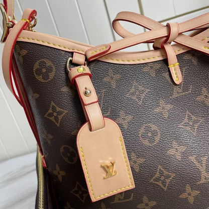 Modern Elegant Top Handle Bag