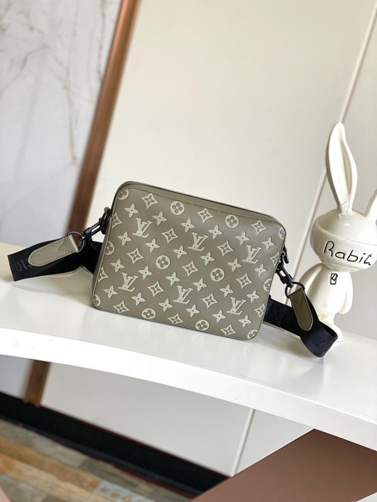 Modern Refined Canvas Crossbody Bag