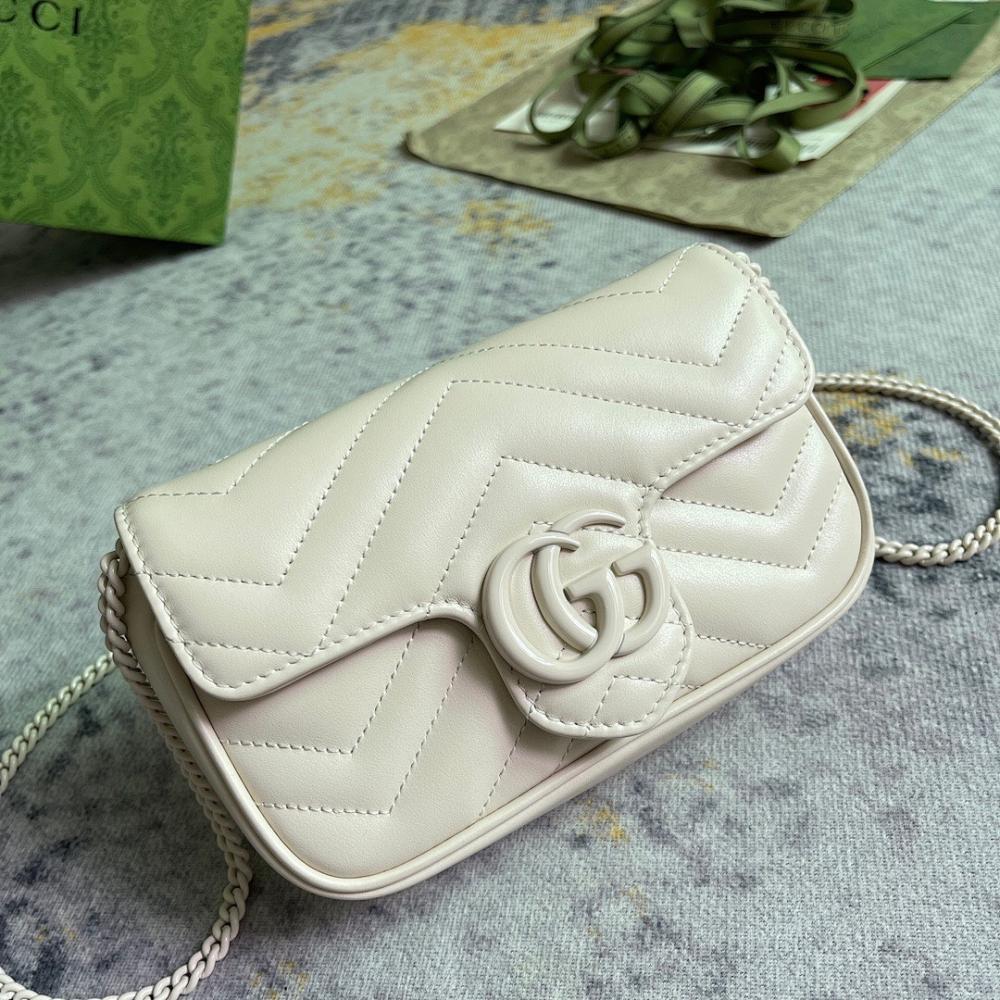 Classic Italian-Inspired Bag