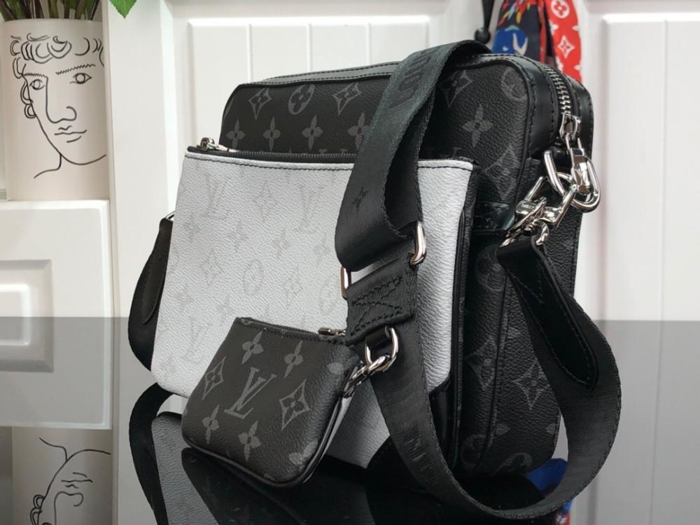 Elegant Crossbody Bag