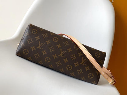 Leather Shoulder Bag