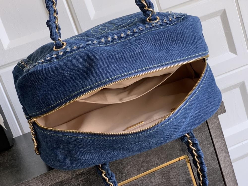 Elegant Top Handle Bag