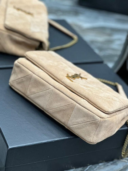 Stylish Gold Leather Shoulder Bag – Limited Edition