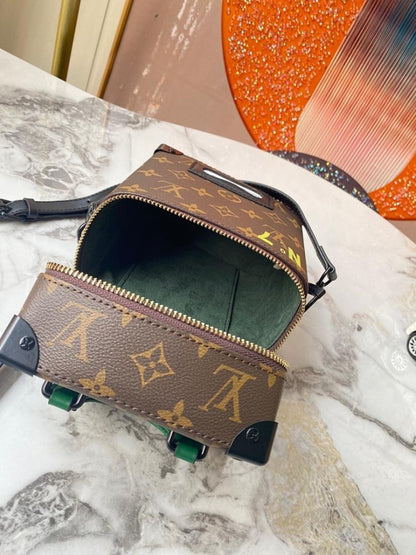 Modern Premium Studded Leather Shoulder Bag
