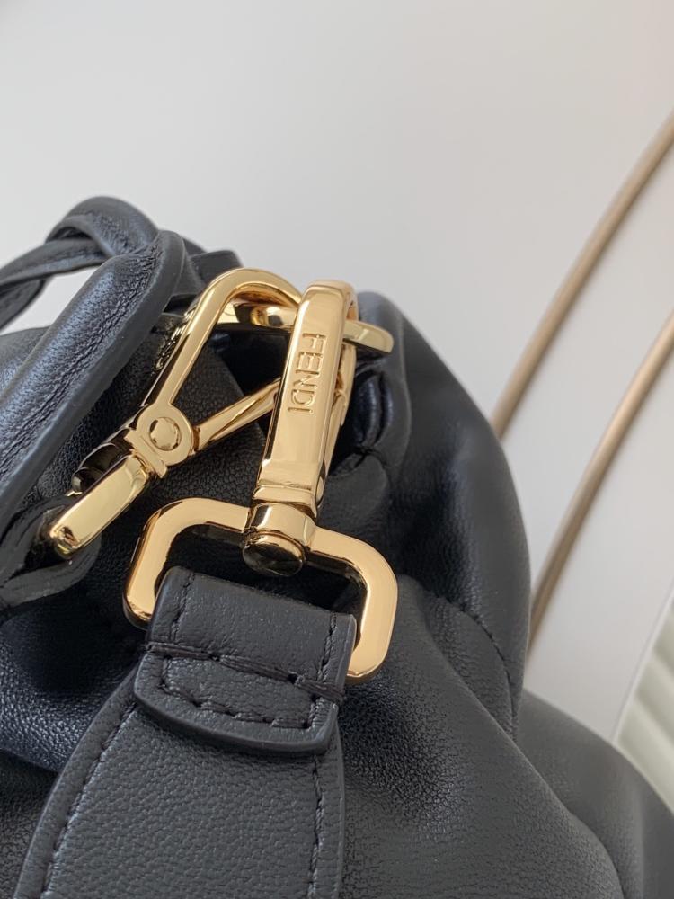 Classic Shoulder Bag