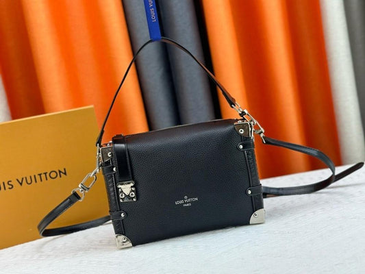 Stylish Refined Calfskin Shoulder Bag