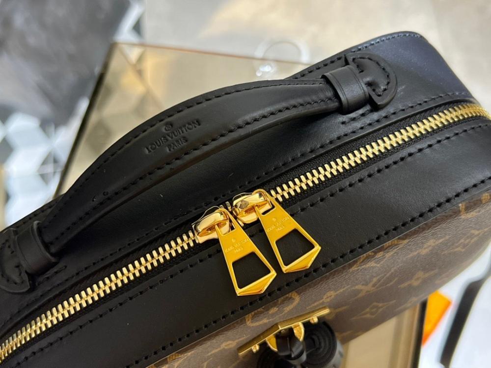 Classic Refined Calfskin Bag
