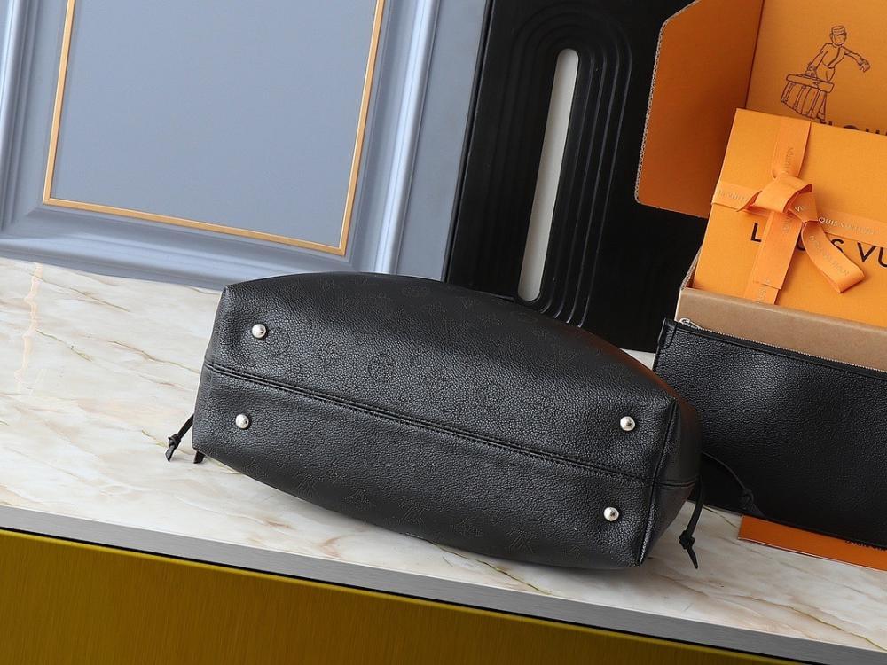 Modern Refined Silver Leather Top Handle Bag