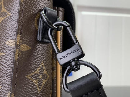 Elegant Shoulder Bag