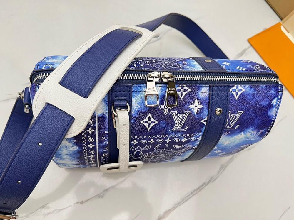 Modern Stylish Calfskin Shoulder Bag
