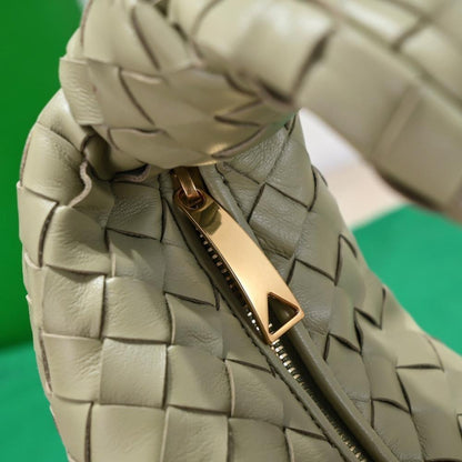 Luxury Refined Woven Lambskin Crossbody Bag